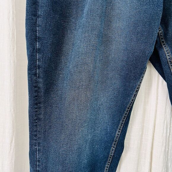 Chaps Dark Wash Relaxed Fit Straight Leg Mens Jeans Size 48 x 30 - Picture 4 of 10